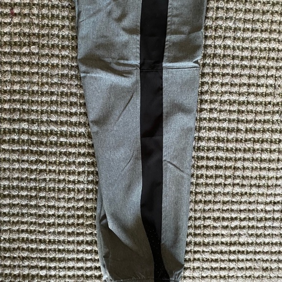 🎈$10 add on. Nwt YOUTH Old Navy pants - Picture 3 of 6